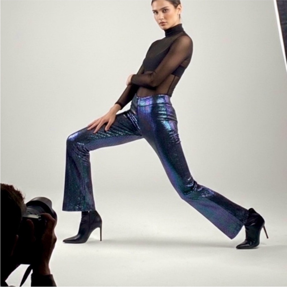 NWT Vintage Betsy Johnson
Snake Wet Iridescent Pants size Small